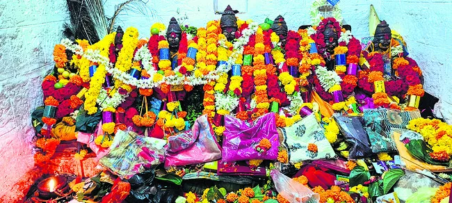 ● చూస
