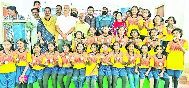 ముగిసిన గ్రాప్లింగ్ పోటీలు