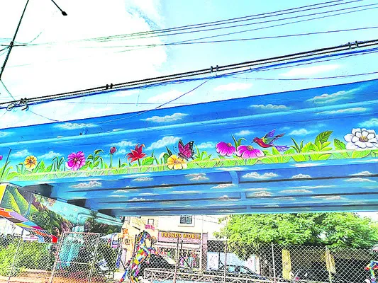 అంతా కల‘రింగ్’