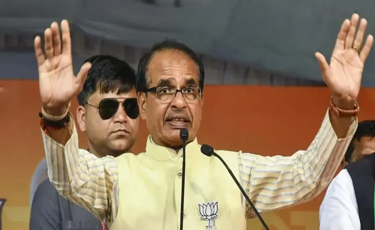 Shivraj Singh Chouhan urges states to take action against diversion of subsidised fertilisers