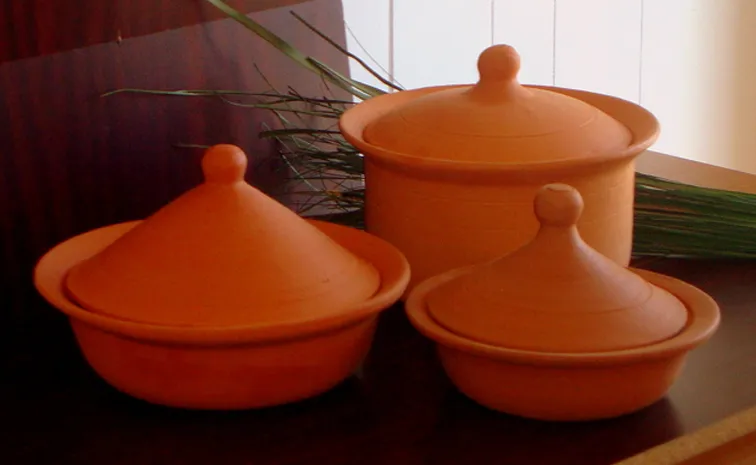 Use of clay pots: Health Benefits of Cooking in Mud Vessels