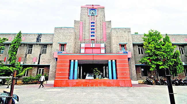 ‘విశ్వ’ ఖ్యాతి..అధోగతి 
