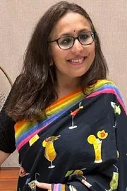 Radhika Gupta said that listen to everyone build your own portfolio youth finance6