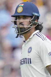 I am Questioning Technology: Gavaskar Furious With DRS KL Rahul Dismissal4