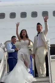 Sam Chui, an aviation influencer, celebrated his wedding On Sky4