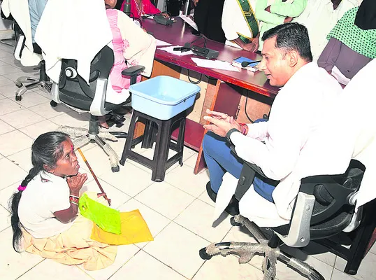 గృహ ప్రవేశానికి రండి..