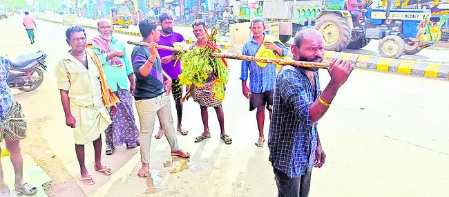 వానదేవా.. కరుణించు! 