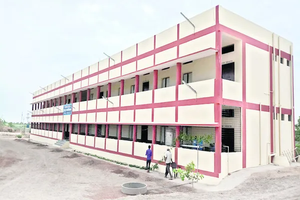 జూనియ