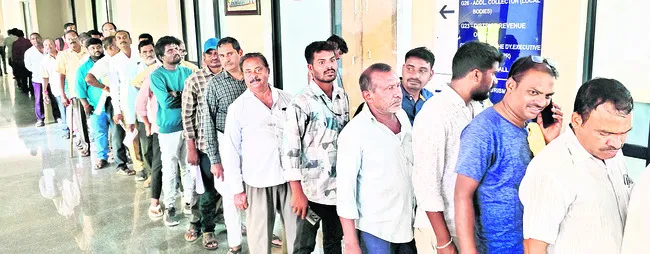 గ్రీవెన్స్ తీరు మారాల్సిందే..