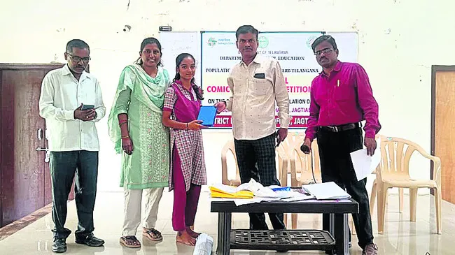 ఆన్లైన్ మోసాలపై అప్రమత్తంగా ఉండాలి