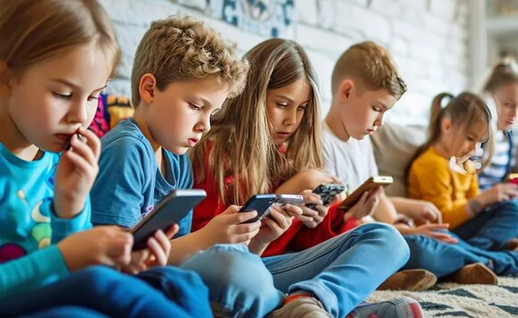 How To Reduce Your Child's Mobile Phone Addiction