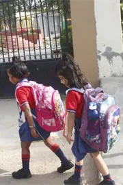 Private schooling quietly draining India middle class4