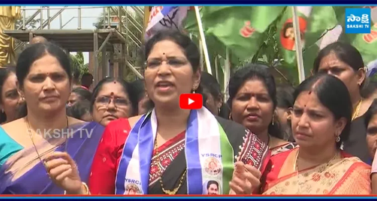 ఉప్పల హారిక పై దాడి.. విజయవాడలో మహిళలు భారీ నిరసన