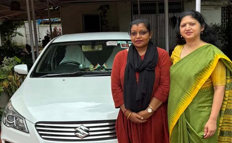 మహిళా డ్రైవర్‌ని నియమించుకున్న తొలి అధికారిణి..!