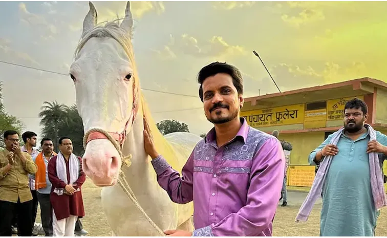 ఆస్పత్రిలో పంచాయత్ వెబ్ సిరీస్ నటుడు.. జీవితం చాలా చిన్నదంటూ పోస్ట్!