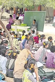 Inconveniences for students in government schools: Andhra Pradesh4
