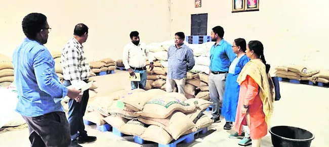 విత్తన శుద్ధి యూనిట్ తనిఖీ