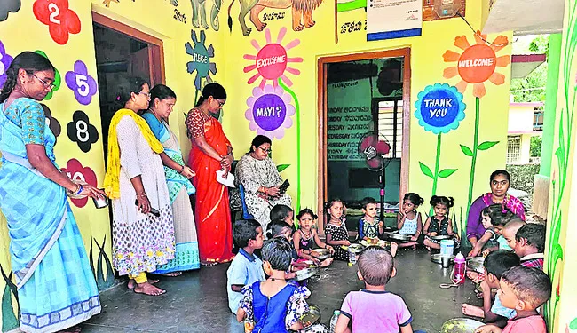 ‘మిషన్‌ వాత్సల్య’లో విద్యార్థులకు రెండేళ్ల ఆర్థిక సాయం 