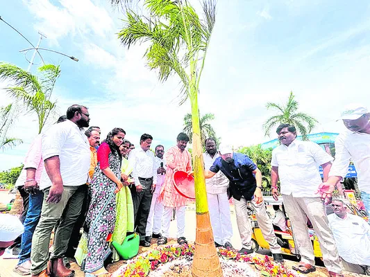 అన్ని రంగాల్లో అగ్రగామి రామగుండం 