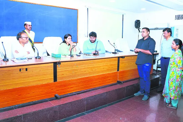 నీటి వృథాను అరికట్టాలి
