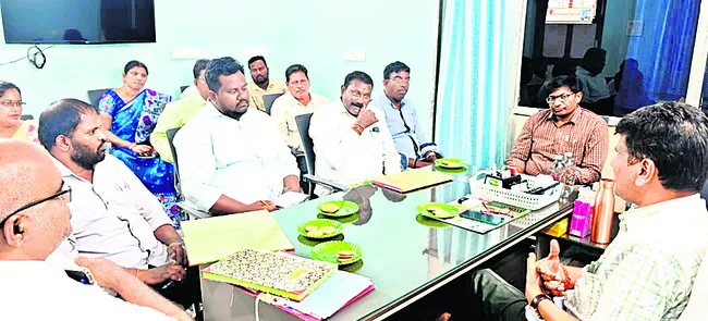విధుల్లో నిర్లక్ష్యం వహిస్తే శాఖాపరమైన చర్యలు