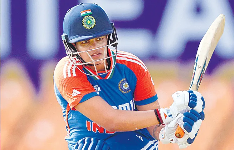 Shafali Verma returns to top 103