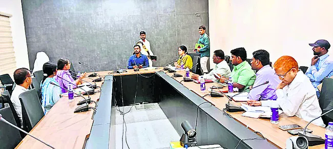 గ్రంథాలయాలతో విజ్ఞానం