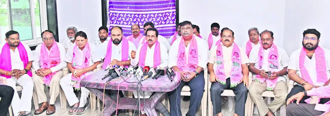 సీఎం రేవంత్రెడ్డివి అబద్ధపు ప్రచారాలు