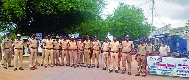 పరిటాలకు పరాభవం 