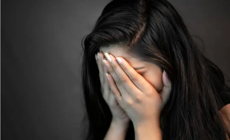 young woman ends life love failure