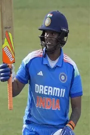 Indian Women Beat England Women By 4 Wickets In 1st ODI5