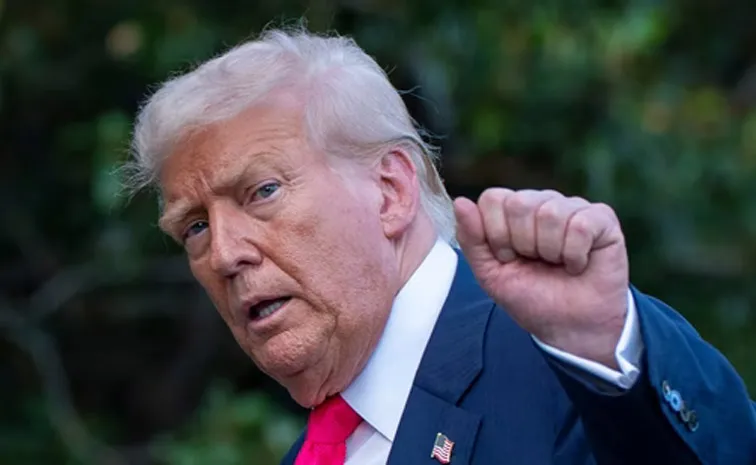 Trump says August 1 lot of Money will come into country2