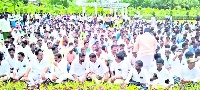 రైతులకు అన్యాయం చేస్తే సహించం 