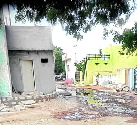 ‘తమ్ముడి’ దౌర్జన్యం