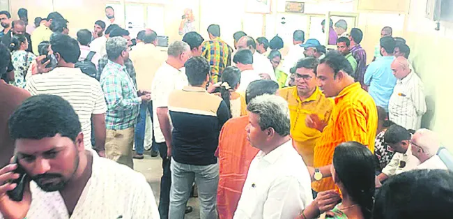 షరా మామూలే..