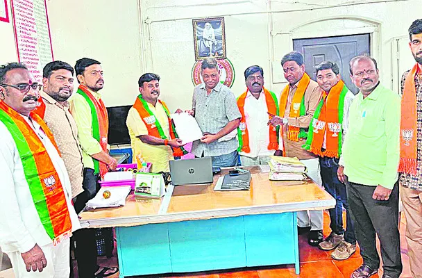 వసతులు కల్పించండి