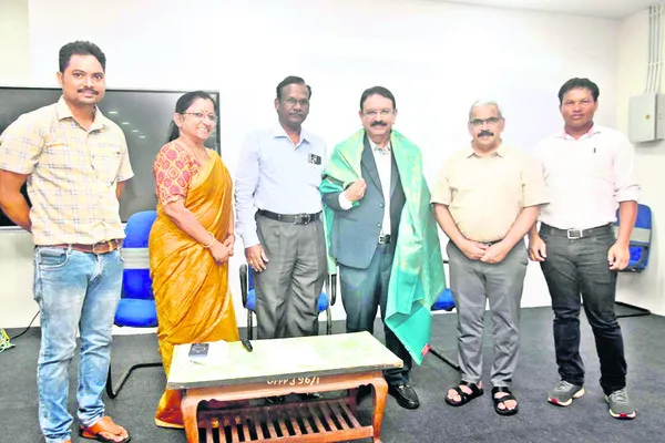 డిజిటల్ యుగంలో నాణ్యమైన విద్య అవసరం
