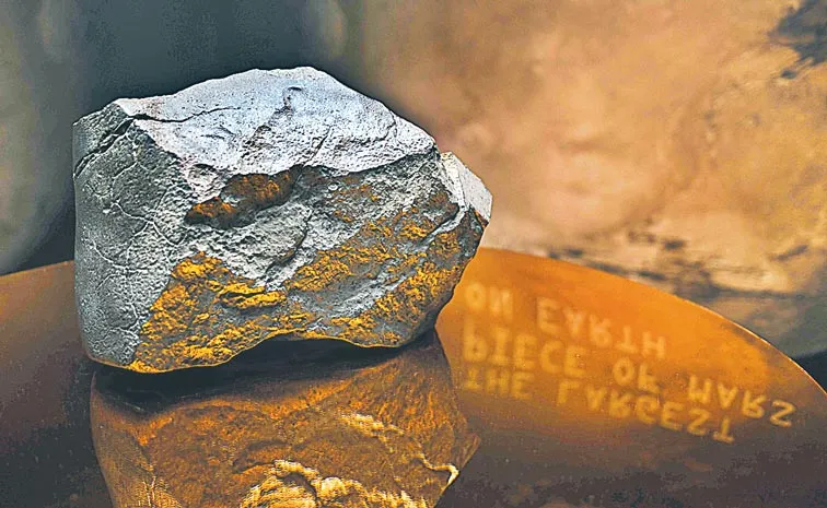 Biggest Mars rock on Earth sells for 5. 3Million dollers at New York auction