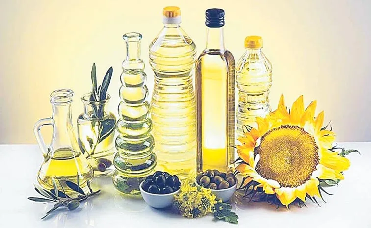 Edible oil refiners revenue may fall 2–3percent in FY26 as prices drop