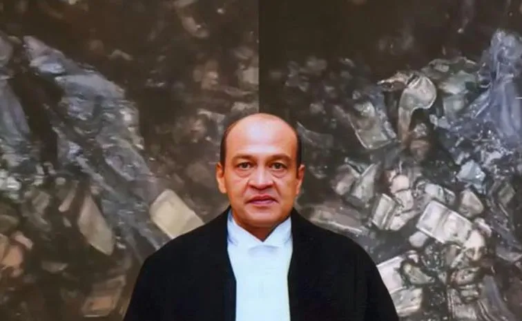 Justice Yashwant Varma approaches Supreme Court News Details