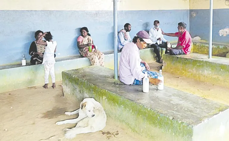 ఓఆర్‌ఆర్‌ లోపల కల్లు దుకాణాలు బంద్‌!