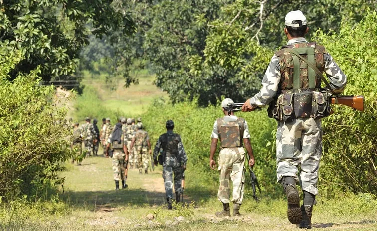 ఎదురుకాల్పుల్లో ఆరుగురు మావోయిస్టుల మృతి