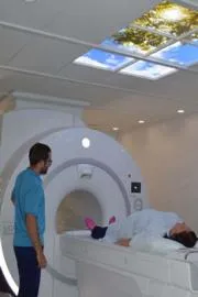 Man sucked into MRI  machine after entering room wearing metal chain8