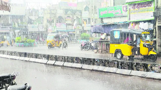 ‘సాక్షి’ ప్రసారాల నిలిపివేత అప్రజాస్వామికం 