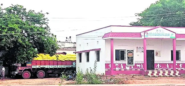 801 మ
