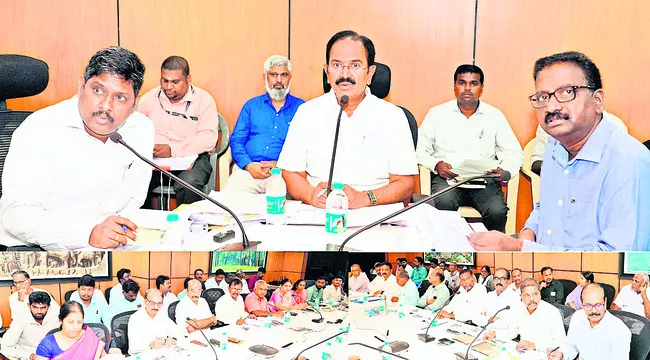 పర్యాటక ప్రగతిపై సమీక్ష 