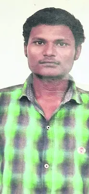 మద్యం మత్తులో స్నేహితుడిపై రౌడీషీటర్‌ దాడి 