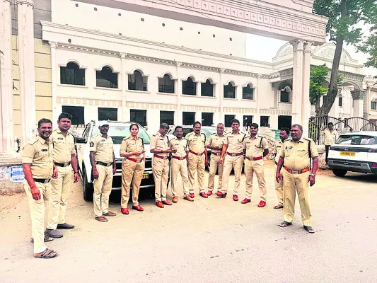 రవాణా అధికారుల విస్తృత తనిఖీలు