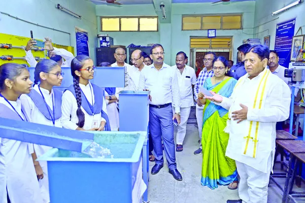విద్యార్థులకు నాణ్యమైన శిక్షణ అందించాలి