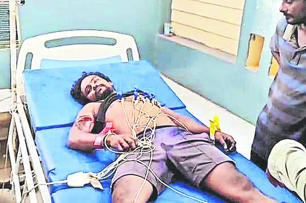 విద్యుదాఘాతానికి యువకుడి మృతి